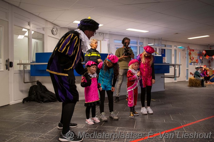 Mediaterplaats Sinterklaas op bezoek bij politie hdp 02122022 Image00003